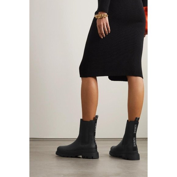 Loewe Chelsea Boots Black Leather Back Logo Pull - Picture 3 of 15